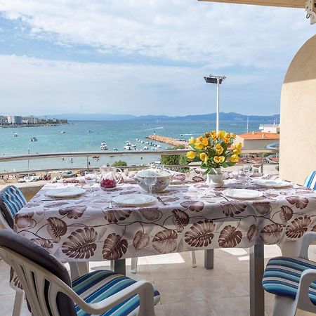 شقة Passeig Del Mar L' Escala المظهر الخارجي الصورة